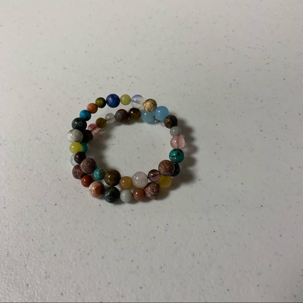Slip on Natural Stone Bead Bracelet.   12 inch - Picture 3 of 5